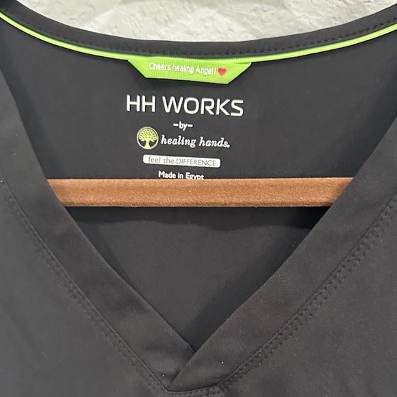 Black Women's nursing scrub Top - Picture 2 of 4